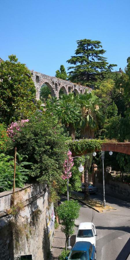 Villa Casa Vacanze Archi Medievali Salerno Exterior foto